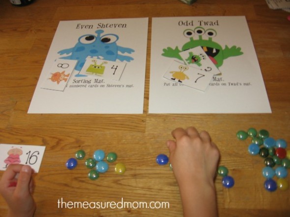 Check out this giant round-up of FREE monster math activities for kids from preschool-grade 1!