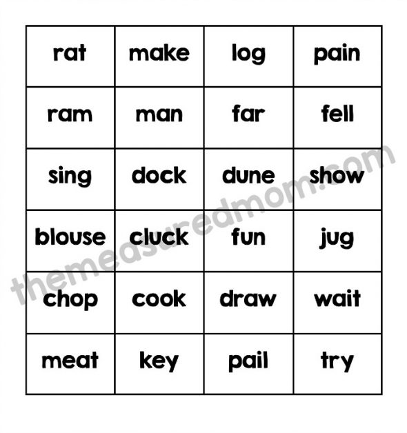 Looking for a fun rhyming game for kindergarten? Try Rhyming Bingo! 26 FREE boards! 