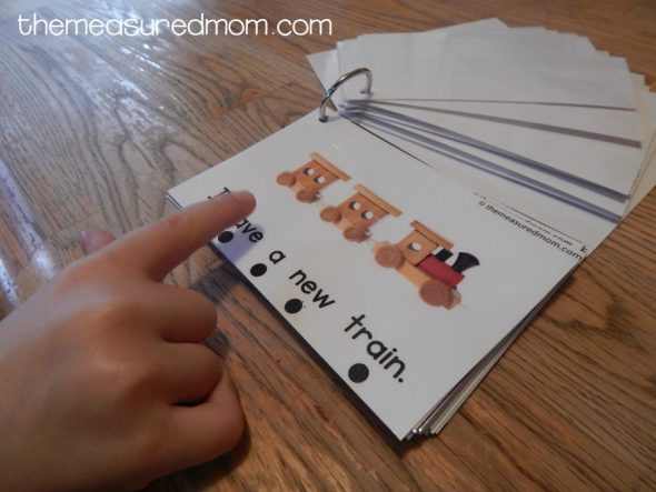 This free concepts of print activity is great for preschool and kindergarten! Get 40 free cards in the pack. 