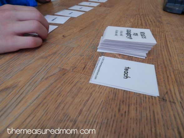 Print this free spelling game for word work with short e, ea, and ee words. Love it! 