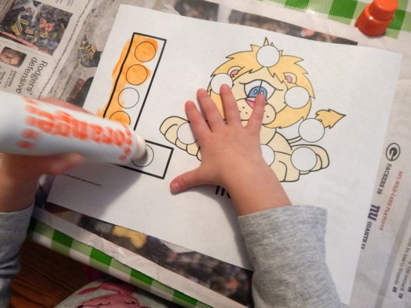 Your toddler will love these letter l activities for 2-year-olds!