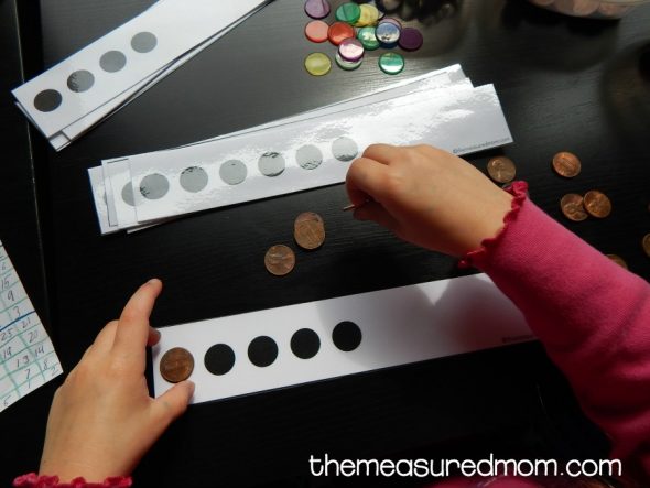Looking for a fun, hands-on way to teach your preschooler to count to 10? Try our free printable counting strips! 