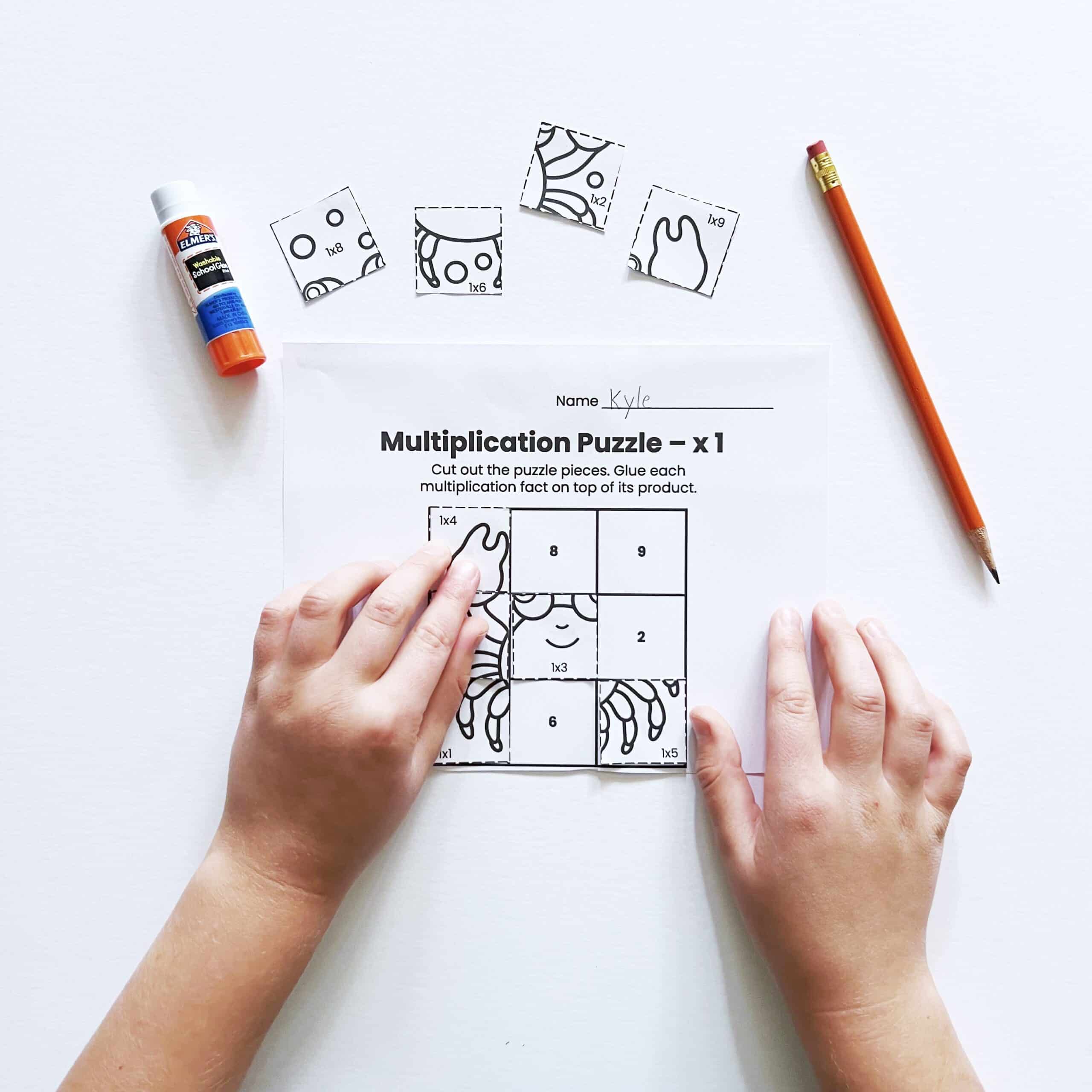 Multiplication Facts mini-games (+google slides version)